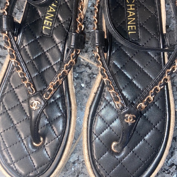 Chanel Black Leather Chain Link Thong Flat Ankle Strap Espadrille Sandals - Picture 4 of 6